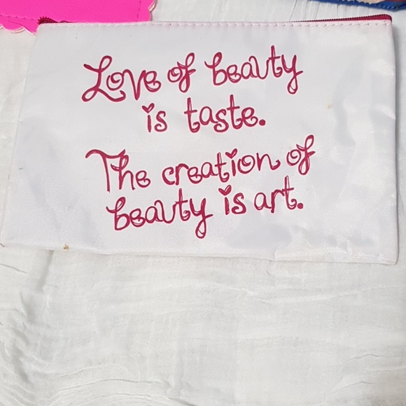 Makeup Bags - Picture 5 of 7